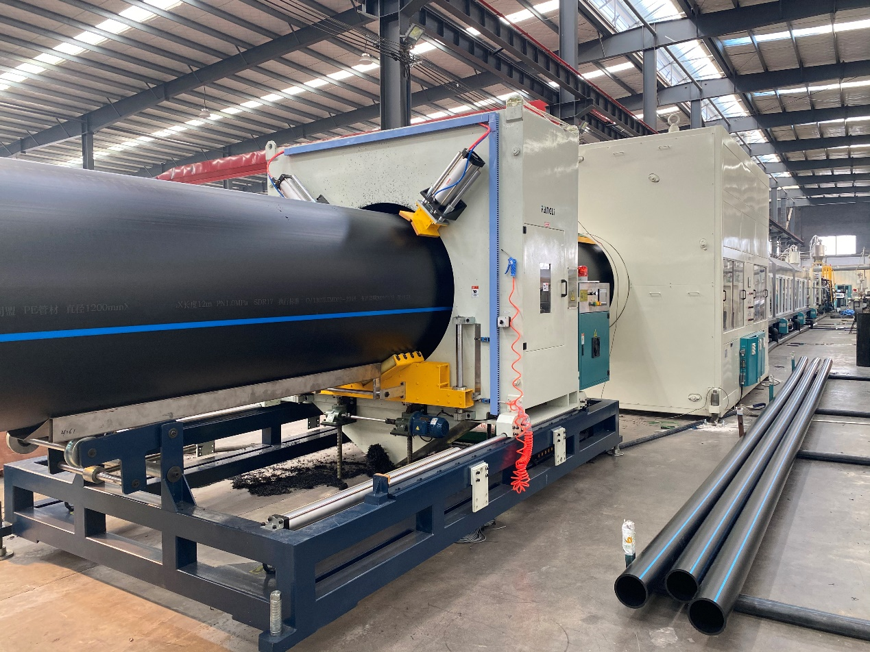 Large Size Polyethylene Pipe（PE）Extrusion Equipment